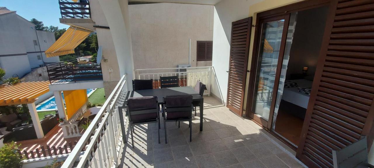Apartments Skelin Vodice Eksteriør billede